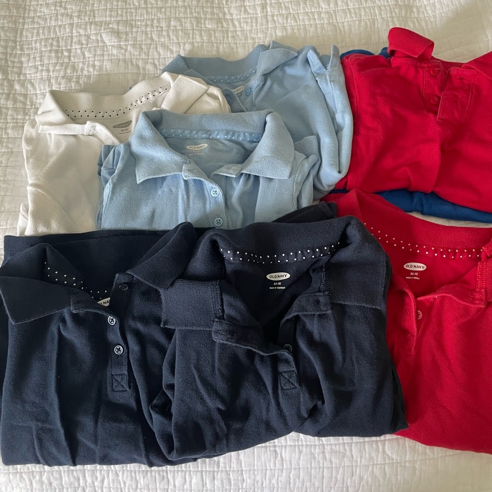 Set of 8 XS POLOS. 6 are old navy and 2 walmart